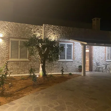 Otto Ulivi Con Piscina Privata *